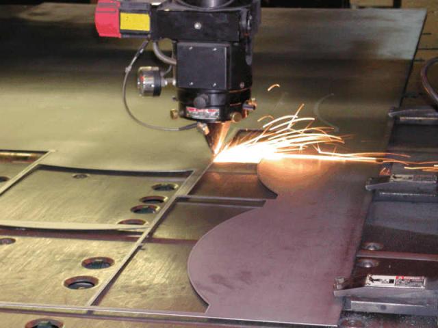 Cắt và khắc trên inox bằng laser nhanh và chuẩn xác hơn các công nghệ khác